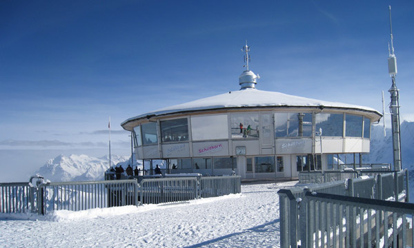 Restaurante Piz Gloria Restaurante Piz Gloria, en el monte Schilthorn